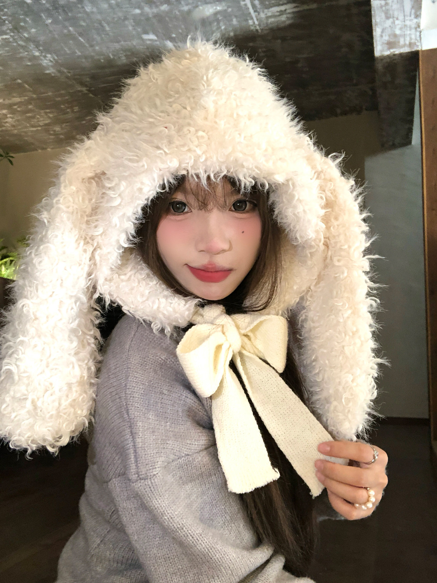 Korean-style Sweet And Cute White Plush Hat With Bunny Ears - Image 4