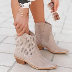 Womens Mid-Heel Boots In Large Sizes With Embossed Suede